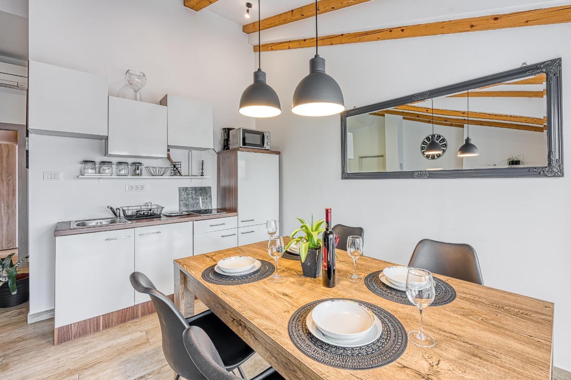 Apartments Mirjana Medulin Eksteriør billede